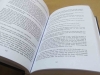 тиснение на обложке книги в твердом переплете